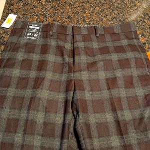 Murano Evan fit men's slacks. Burgundy/black/grey